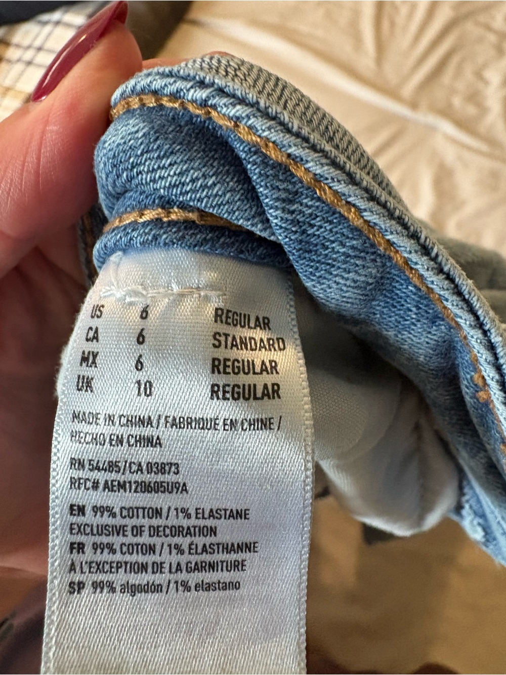 American Eagle Outfitters Light Wash High-Rise Straight Jeans - Picture 5 of 6